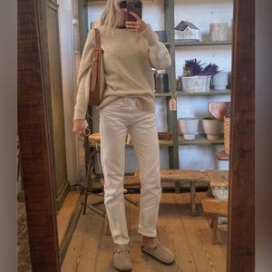 Amazing beige Levi’s!